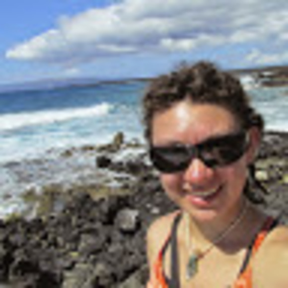 Meet your Posher, Christine - Picture 1 of 1